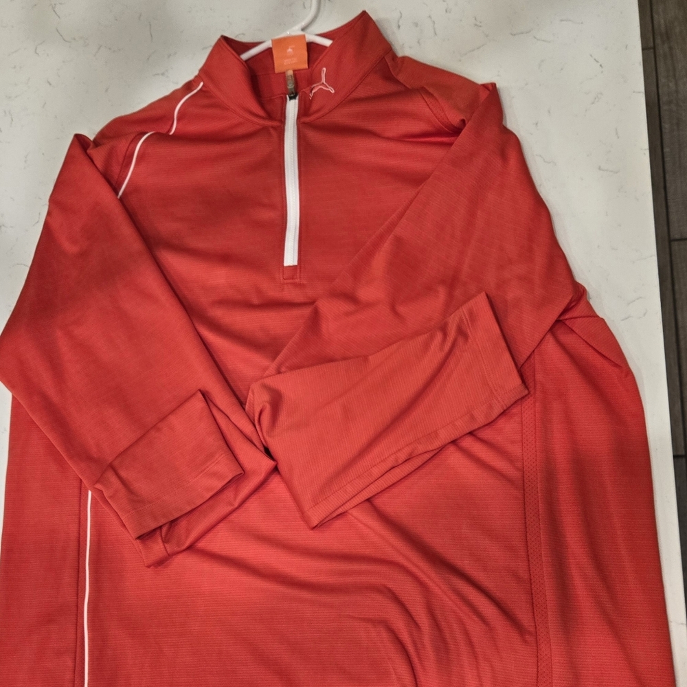PUMA DRY Cell pullover....
